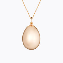 Load image into Gallery viewer, Maternity necklace / pregnancy necklace / harmony ball / bola  Composition : pendant and chain in 18 carat gold plated brass, silver or 18 carat rose gold plated brass Measurements : pendant diameter: 22mm, adjustable chain length: 950 / 1100 mm